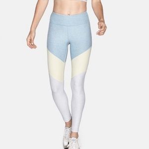 Outdoor Voices Springs 7/8 leggings sz. Med